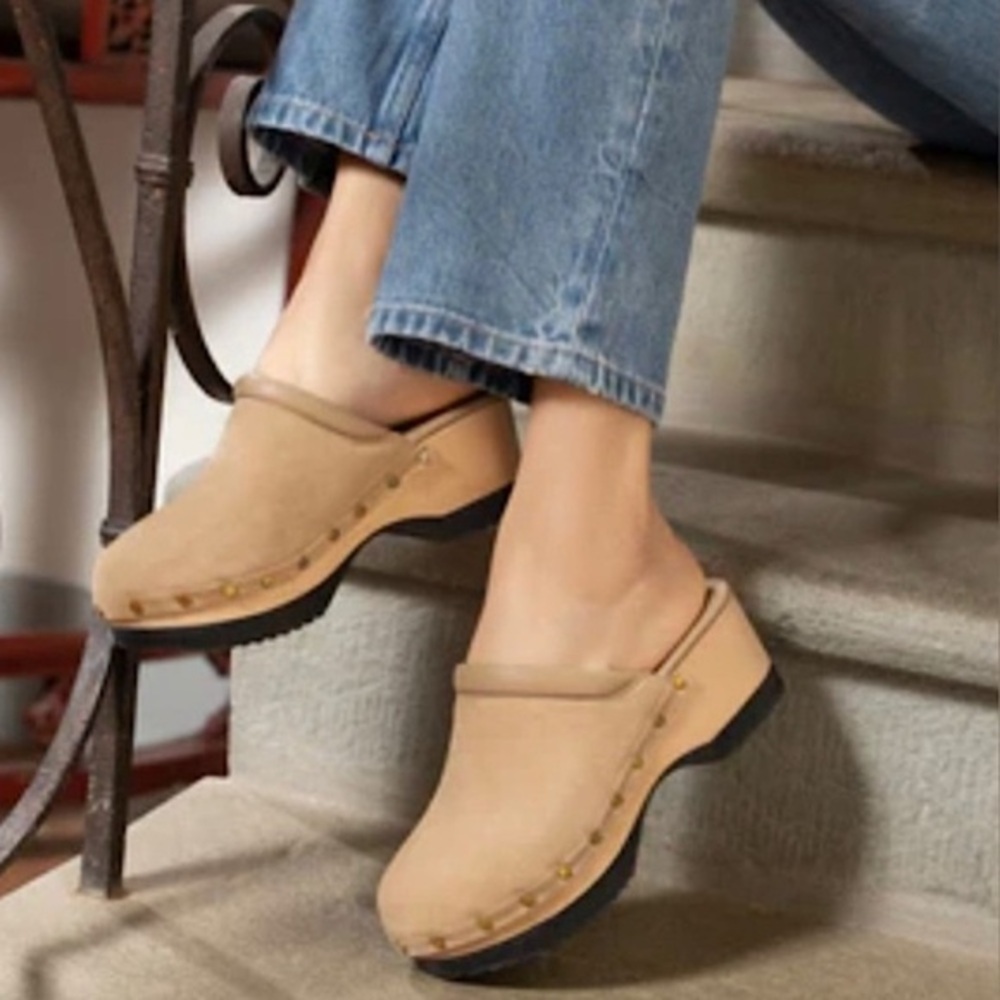 M. GEMI TAN GRETA SUEDE MULES